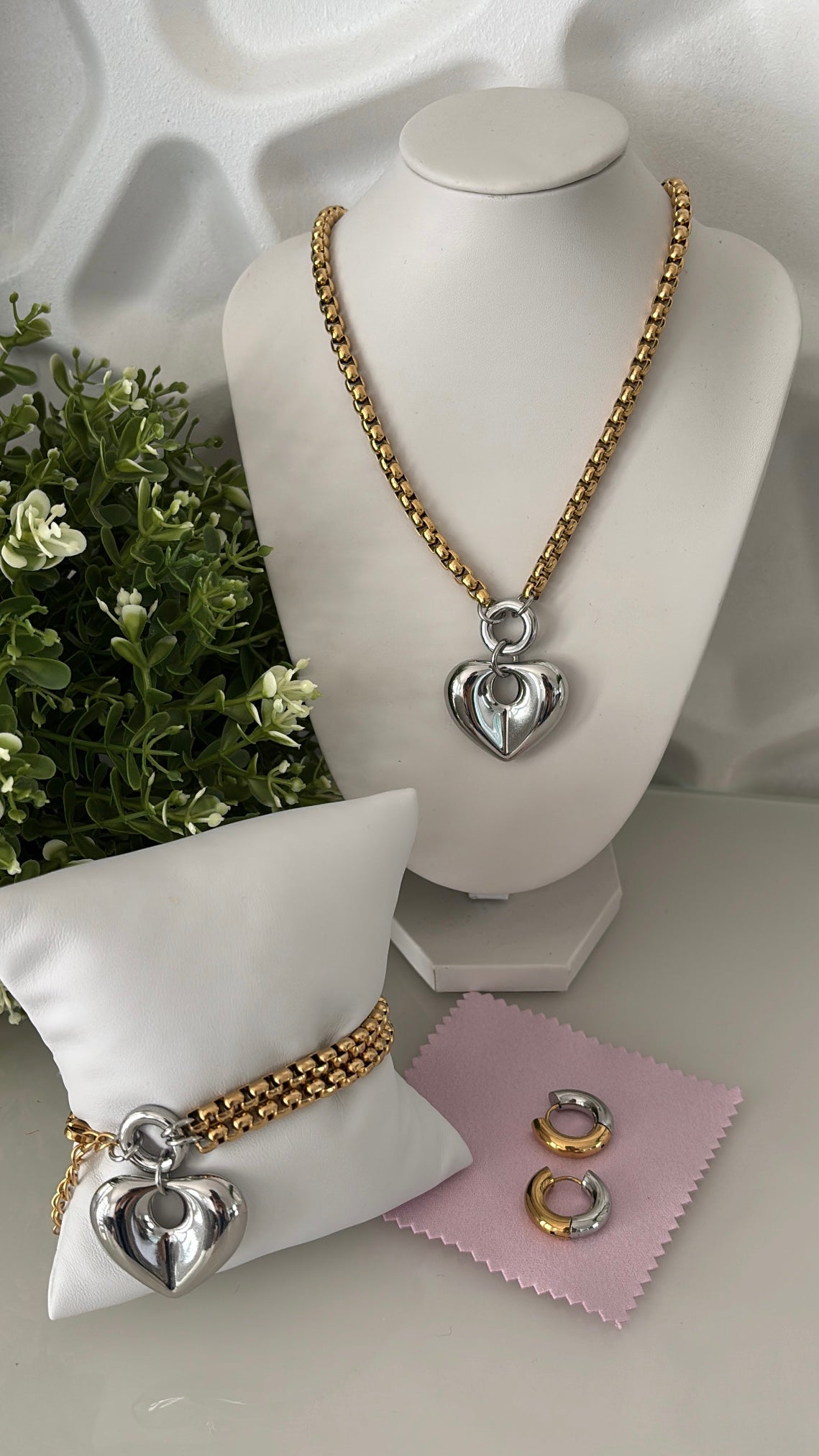 Heart Set Steel